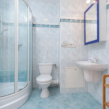 Towarowa By Renters Apartament